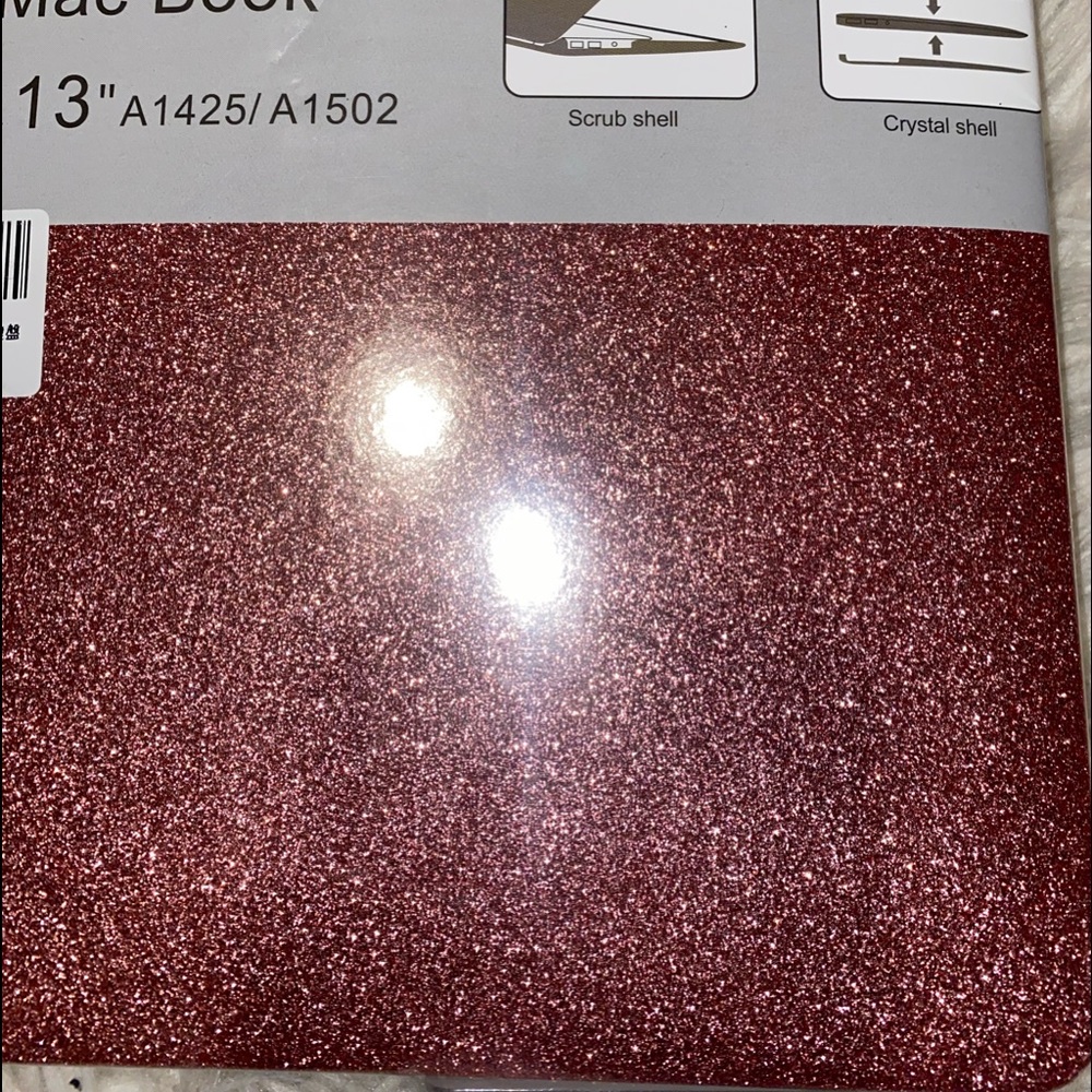 Hard Shell Macbook Protective Case - Picture 3 of 3